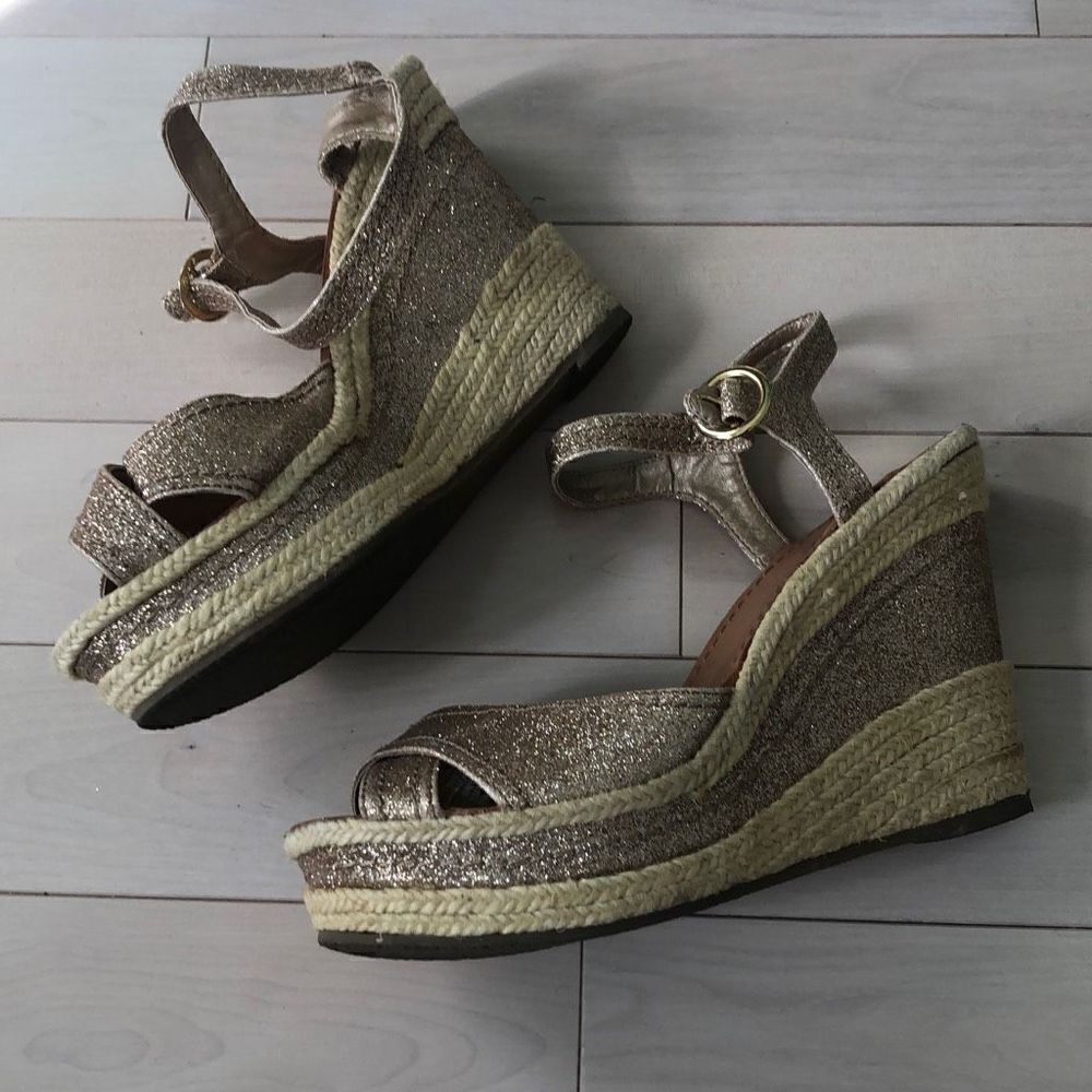 Nine West Women's Gold Sparkly Strappy Wedge Heels Size 9.5